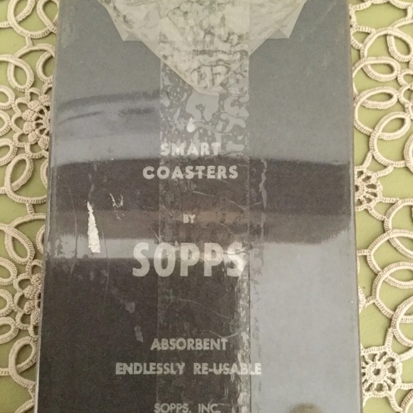 Vintage 1960’s Paper Daisy Smart Coasters Reusable Set of 6 - Picture 3 of 4